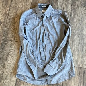 Calvin Klein- size Small- Men’s Button Up Shirt